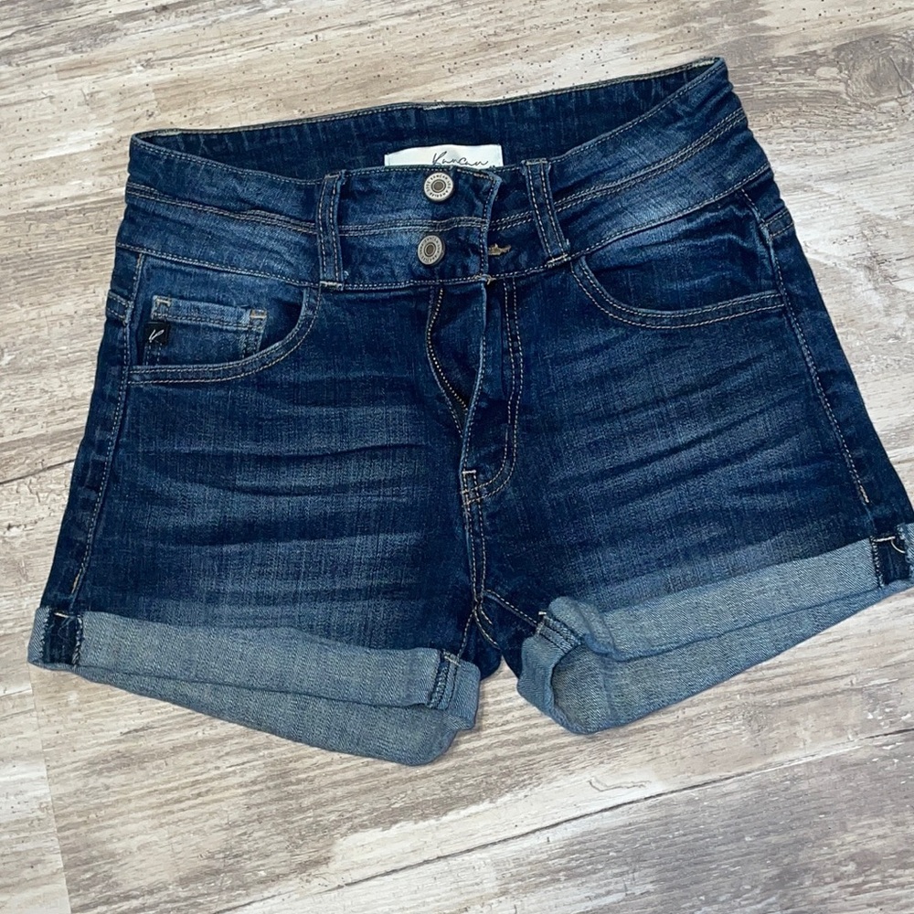 Kancan shorts  high rise 2 button size 25
